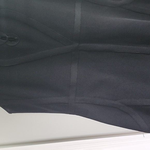 GUESS XL black curve hugging dress - Picture 4 of 6